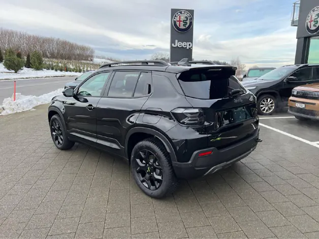 Jeep Avenger 1.2 MHEV Overland 4xe