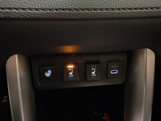 Vehicle image 10 Vehicle image 10