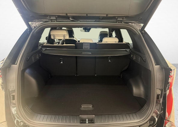 Vehicle image 9 Vehicle image 9