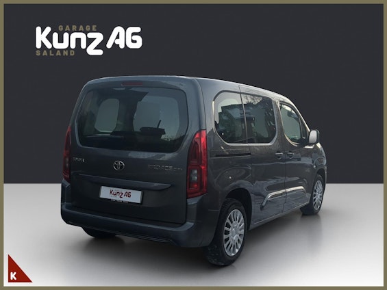 Vehicle image 5 Vehicle image 5