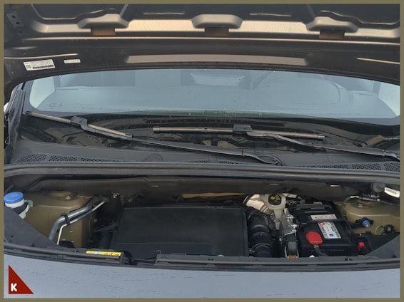 Vehicle image 20 Vehicle image 20