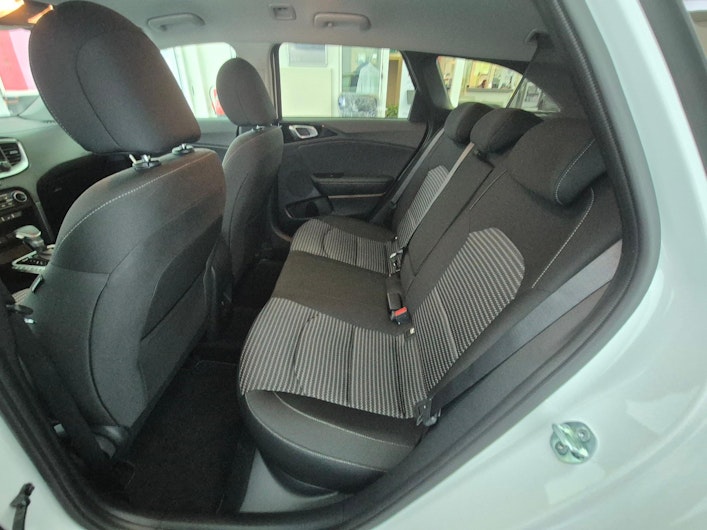 Vehicle image KIA CEED