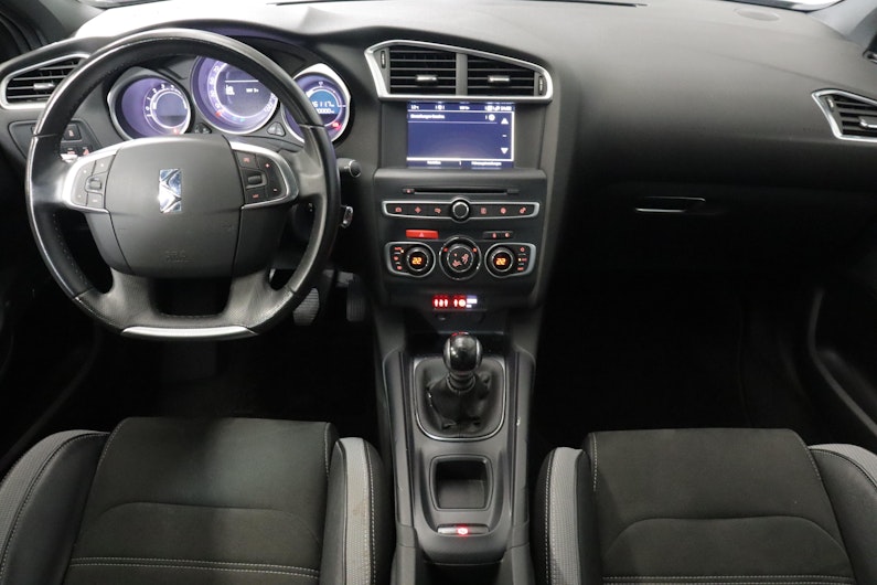 Vehicle image DS AUTOMOBILES DS4