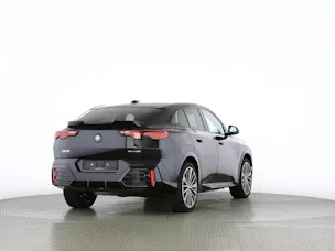 BMW iX2 30 xDrive