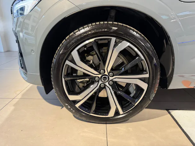 Volvo XC60 2.0 T6 TE Ultimate Dark eAWD