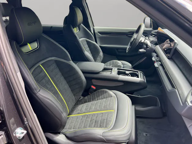 Kia EV9 99.8 kWh GT 4x4 Automat / elektr. Glasschiebedach / Wärmepumpe / Batterieheizsystem / Eintauschprämie CHF 6'000.-