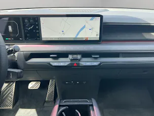 Kia EV9 99.8 kWh GT 4x4 Automat / elektr. Glasschiebedach / Wärmepumpe / Batterieheizsystem / Eintauschprämie CHF 6'000.-