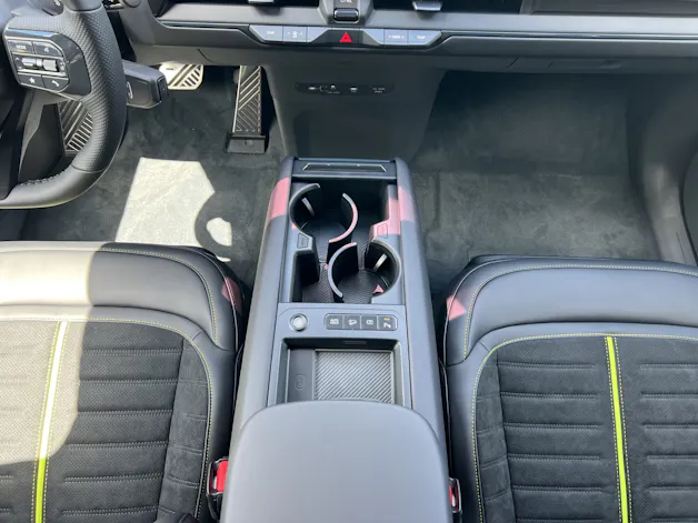 Kia EV9 99.8 kWh GT 4x4 Automat / elektr. Glasschiebedach / Wärmepumpe / Batterieheizsystem / Eintauschprämie CHF 6'000.-