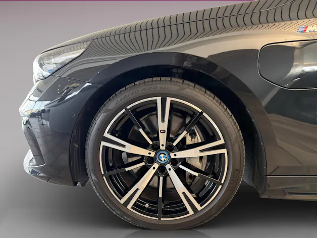 BMW 550e xDrive