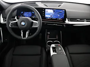 BMW X1 18d sDrive paddles