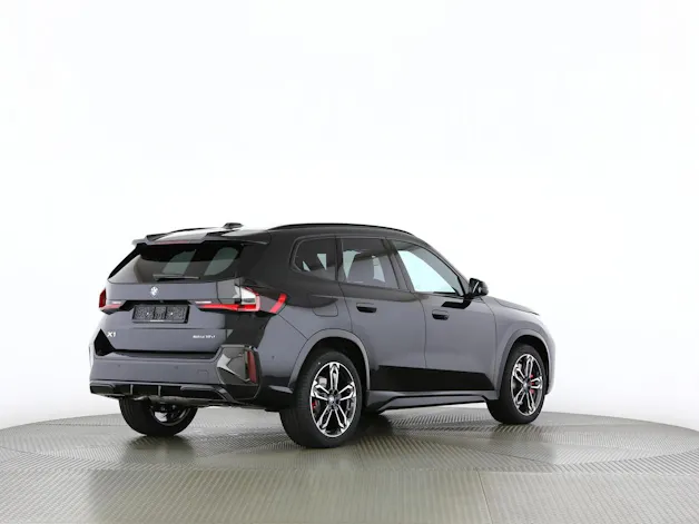 BMW X1 18d sDrive paddles