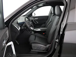 BMW X1 18d sDrive paddles
