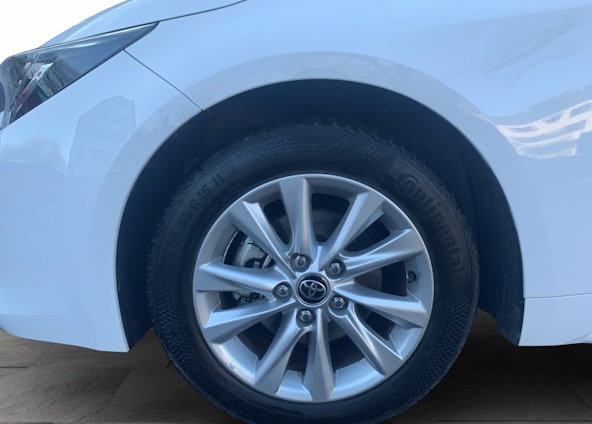 Vehicle image 13 Vehicle image 13