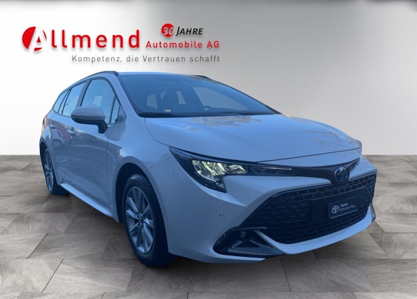 First vehicle image First vehicle image