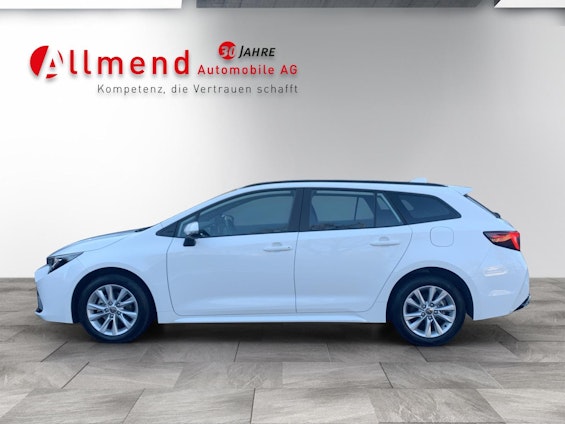 Vehicle image 15 Vehicle image 15