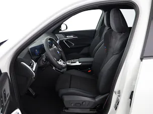 BMW X1 20i sDrive paddles