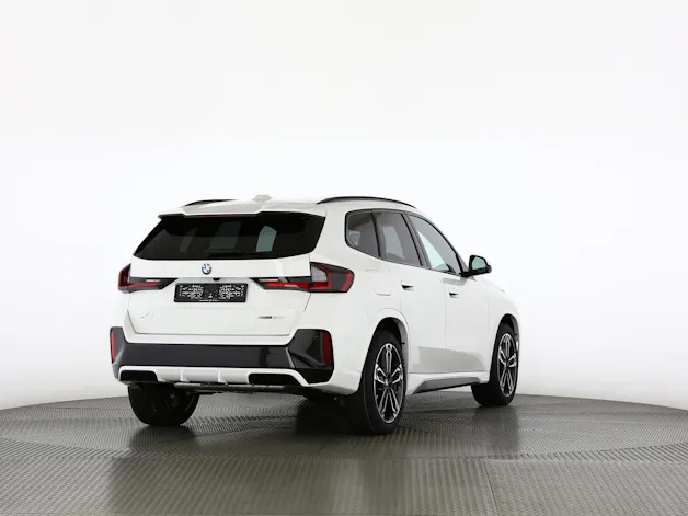 BMW X1 20i sDrive paddles