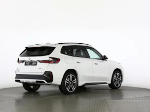 BMW X1 20i sDrive paddles