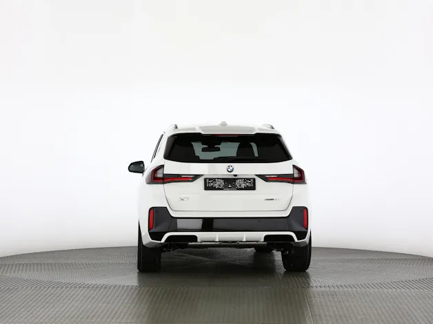 BMW X1 20i sDrive paddles
