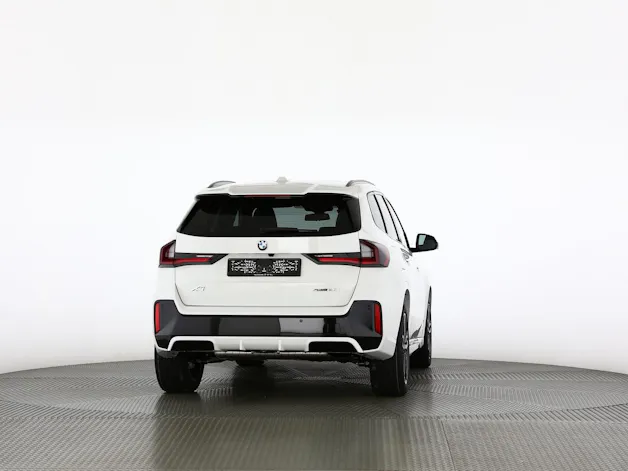 BMW X1 20i sDrive paddles