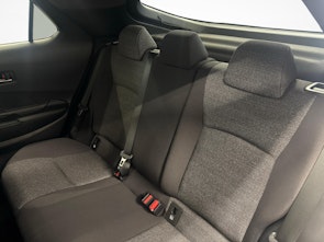 Vehicle image TOYOTA C-HR 2.0 HEV Swiss Edition 4x4