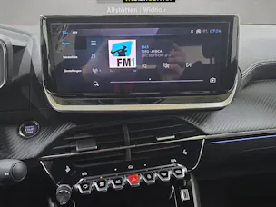 Peugeot 2008 1.2 Hybrid 145 GT
