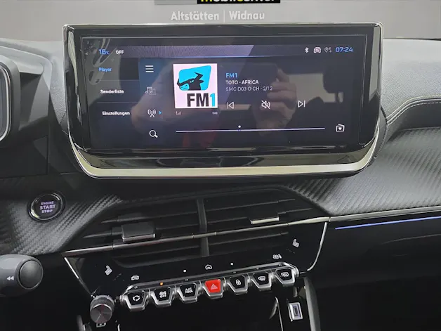 Peugeot 2008 1.2 Hybrid 145 GT