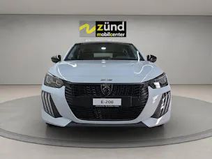 Peugeot E-208 136 Style