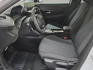 Peugeot E-208 136 Style
