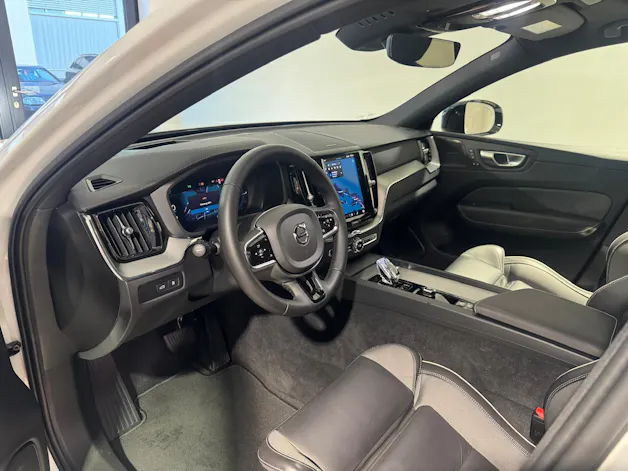 Volvo XC60 2.0 T6 TE Ultimate Dark eAWD