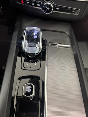 Volvo XC60 2.0 T6 TE Ultimate Dark eAWD