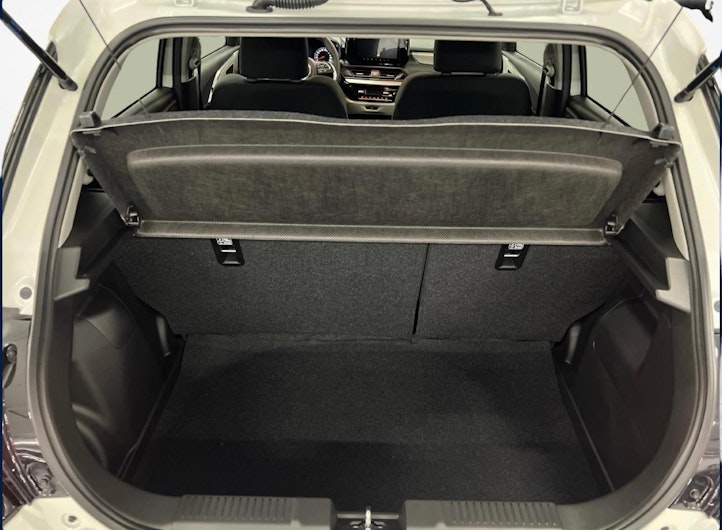 Vehicle image SUZUKI SWIFT