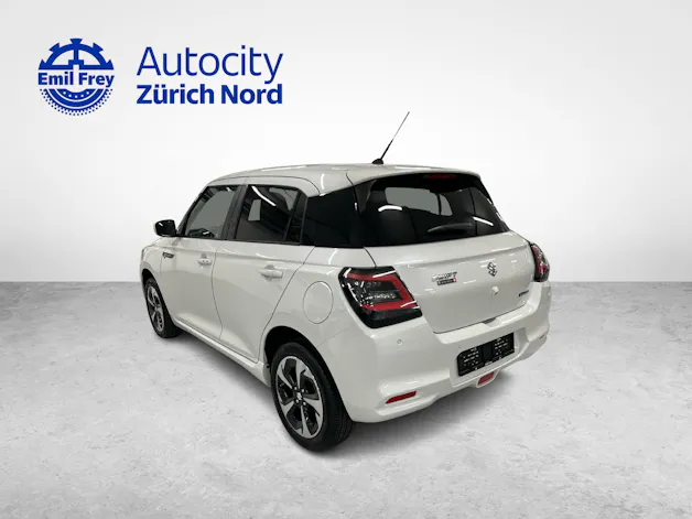 Suzuki Swift 1.2 Sakura Top Hybrid 4x4