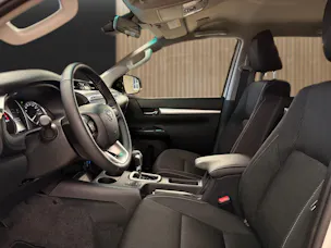 Toyota Hilux Double Cab.-Pick-up 2.4 D-4D 150 Style