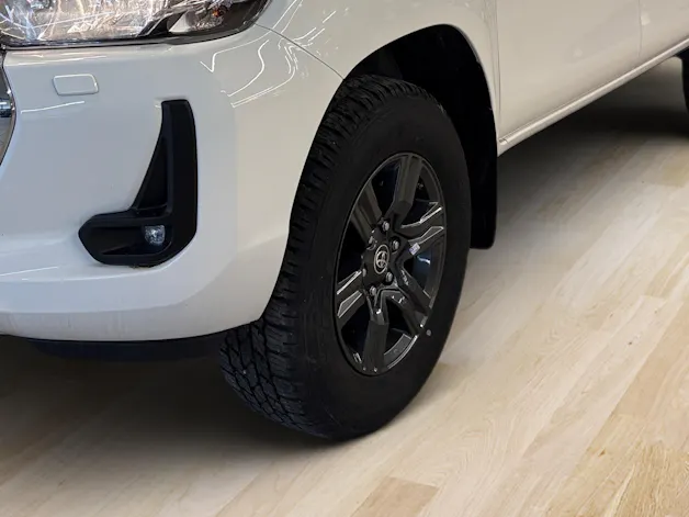Toyota Hilux Double Cab.-Pick-up 2.4 D-4D 150 Style