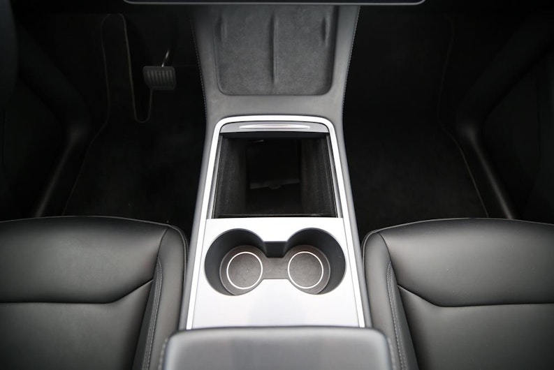Vehicle image TESLA MODEL Y