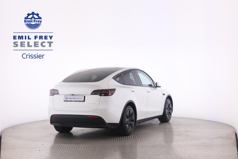 Vehicle image TESLA MODEL Y