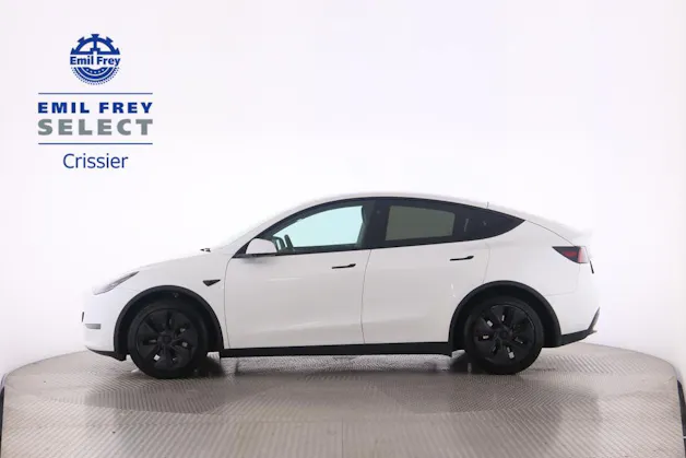 Tesla Model Y Long Range D