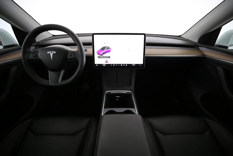 Vehicle image TESLA MODEL Y