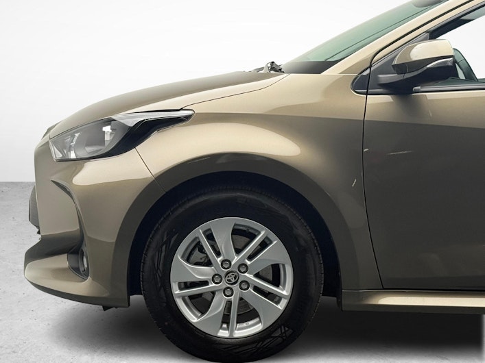 Vehicle image TOYOTA YARIS