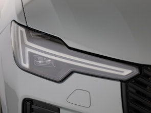 Vehicle image VOLVO XC90 2.0 T8 TE Black Edition eAWD