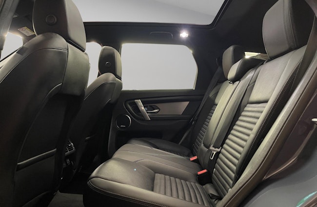 Vehicle image 6 Vehicle image 6