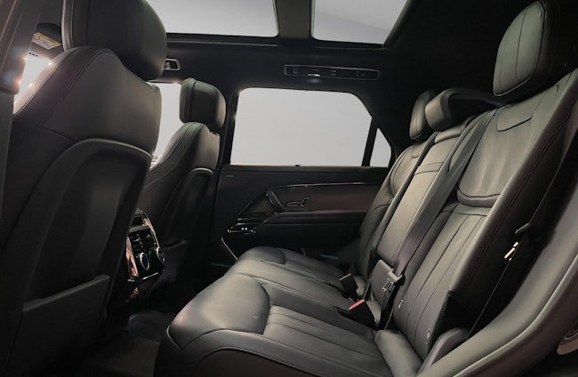 Vehicle image 7 Vehicle image 7