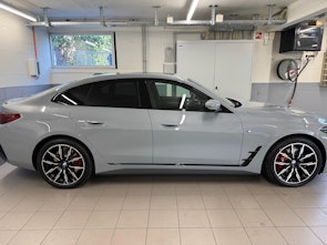 Vehicle image BMW i4 xDrive40