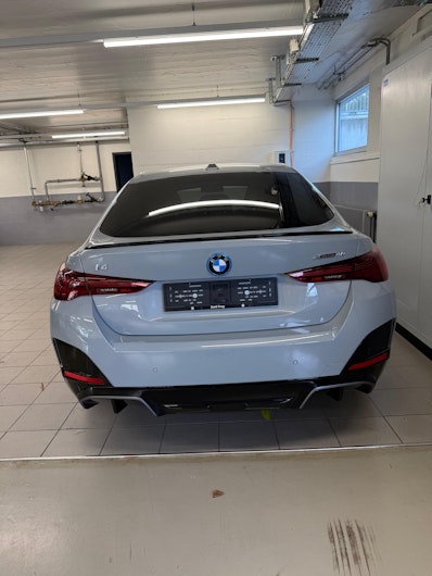 Vehicle image BMW i4