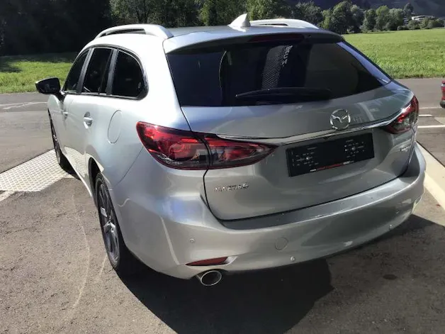 MAZDA 6 Sport Wagon 2.0 Center-Line