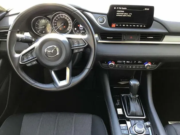 MAZDA 6 Sport Wagon 2.0 Center-Line