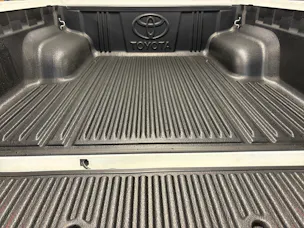 Toyota Hilux Double Cab.-Pick-up 2.8 D-4D MHEV 204 Invincible