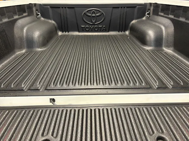 Toyota Hilux Double Cab.-Pick-up 2.8 D-4D MHEV 204 Invincible