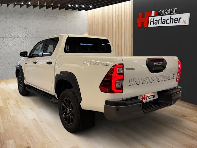 Toyota Hilux Double Cab.-Pick-up 2.8 D-4D MHEV 204 Invincible